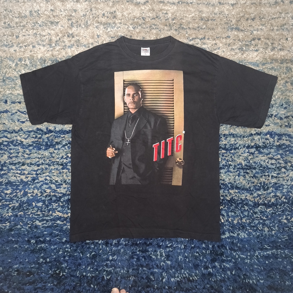 Vintage R Kelly Trapped In The Closet Rap Tee